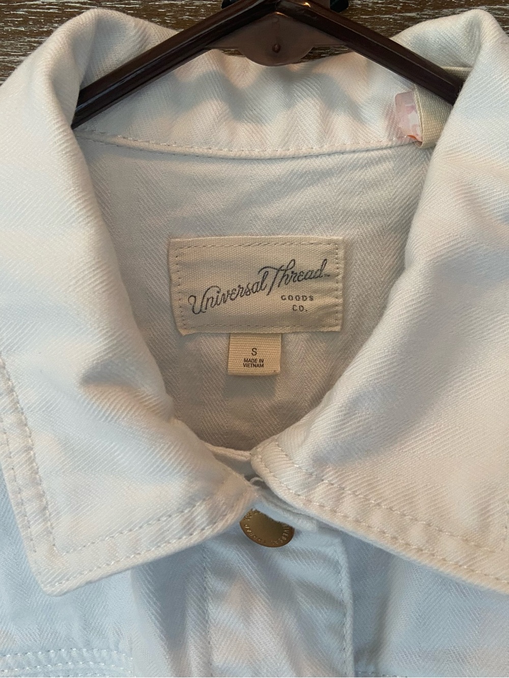 Universal Thread White Collared Jacket with Gold Button